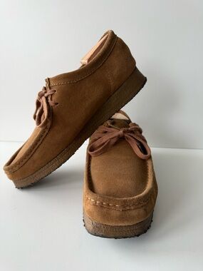 Clarks Originals Wallabee - Cola Suede (US 9) EUC